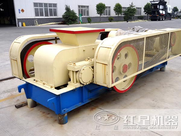 對輥式碎石機(jī) 對輥式碎石機(jī)