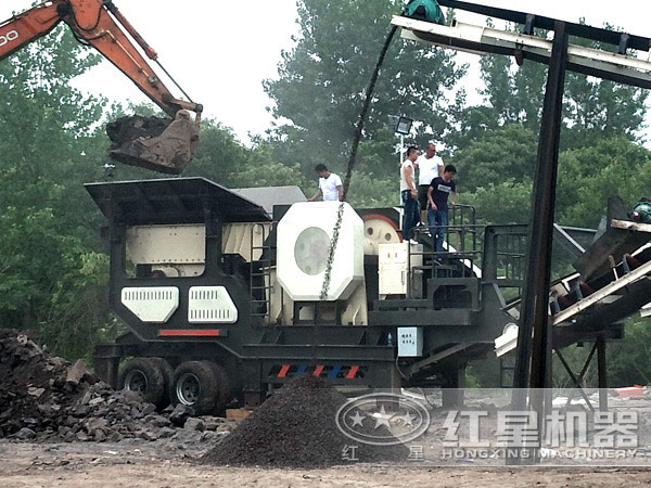 移動式破碎機現場 移動式破碎機現場
