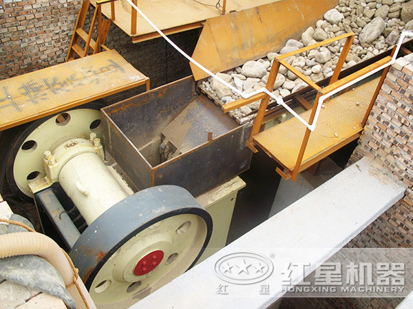 250*400顎式破碎機進料口 250*400顎式破碎機進料口