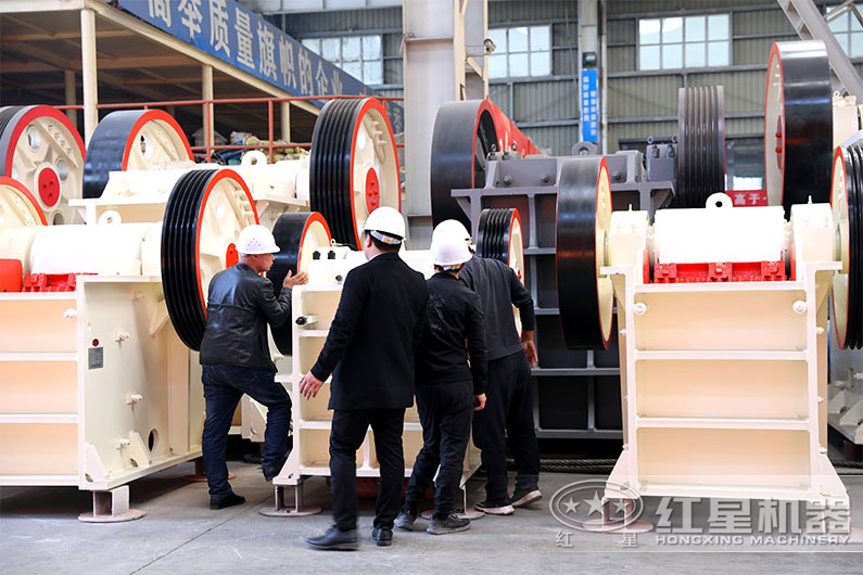 客戶參觀顎式破碎機 客戶參觀顎式破碎機