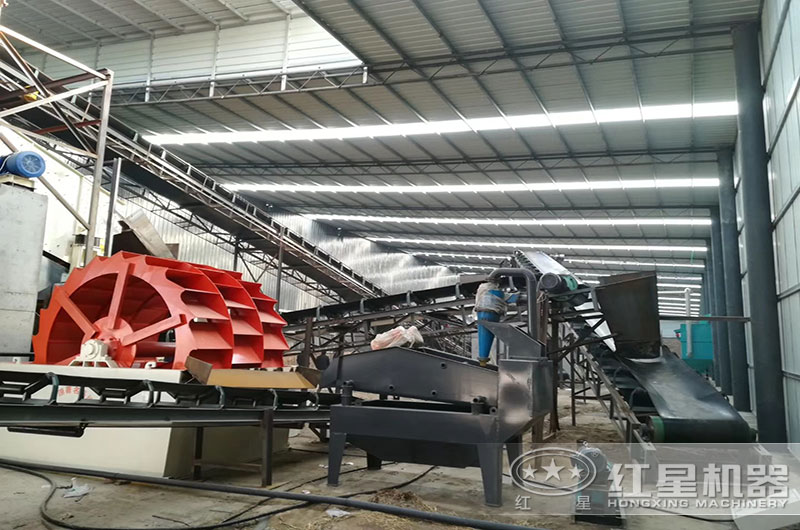 已完成安裝并投入使用的洗砂機 已完成安裝并投入使用的洗砂機