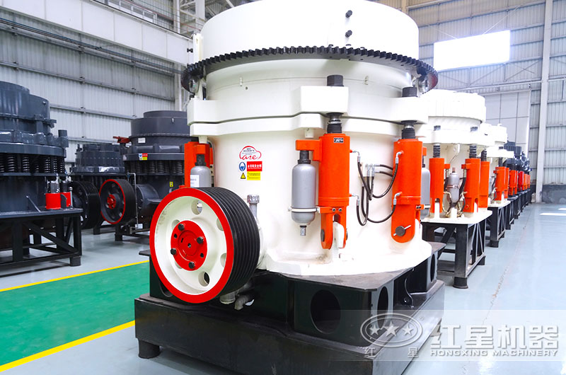 大型液壓圓錐破碎機(jī) 大型液壓圓錐破碎機(jī)