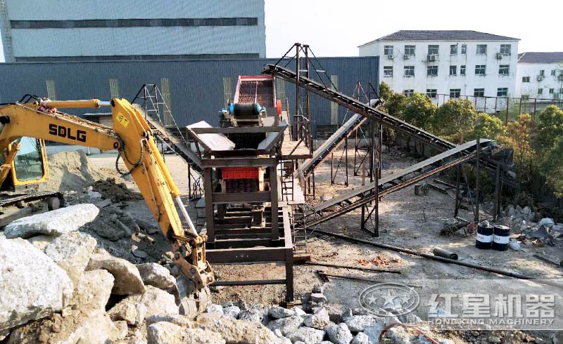建筑垃圾破碎機工作現場 建筑垃圾破碎機工作現場